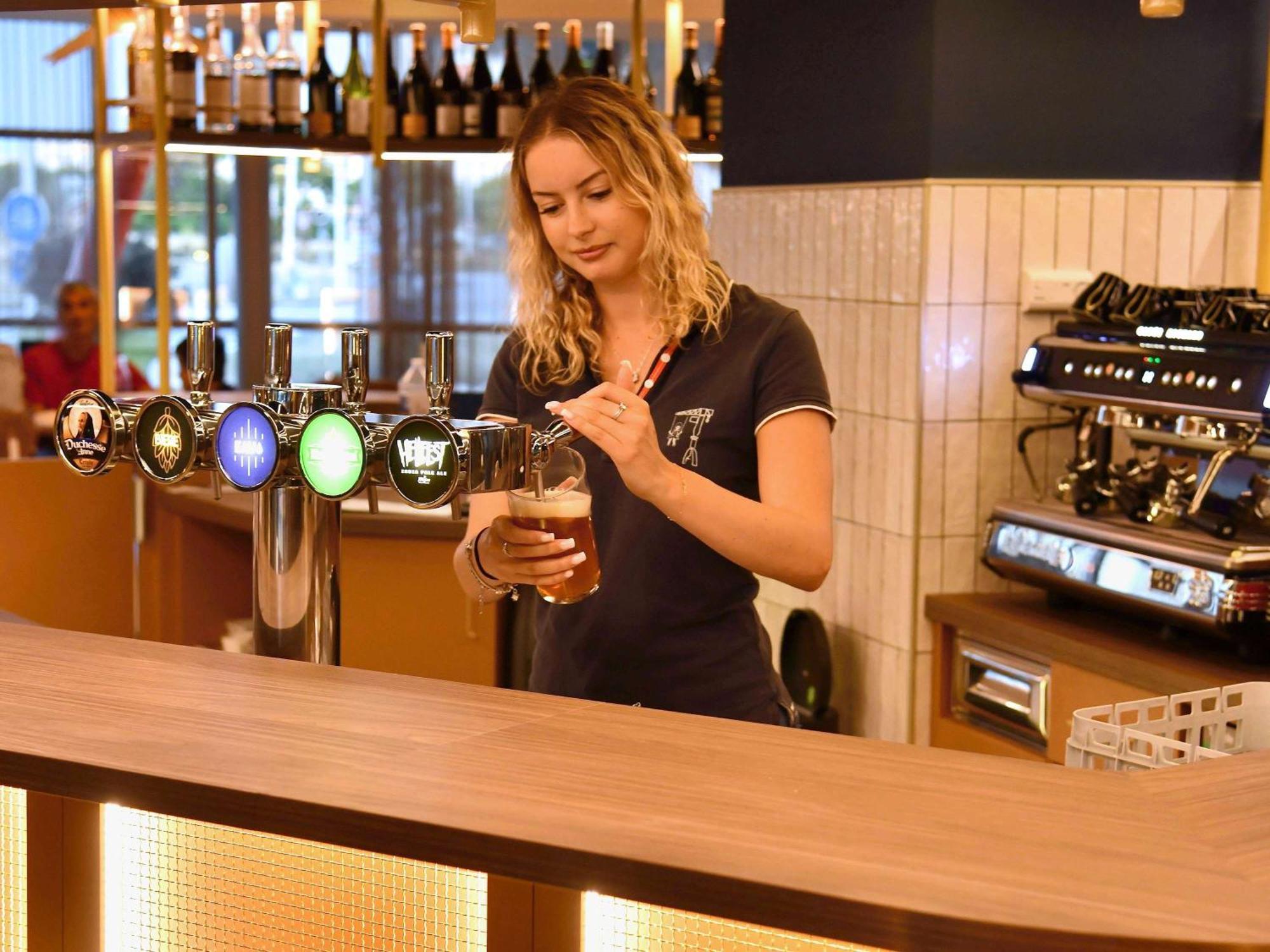 Ibis Budget Nantes Reze Aeroport מראה חיצוני תמונה